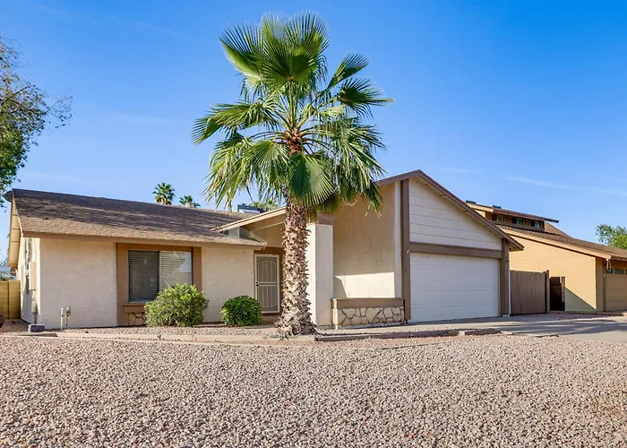 Holiday home Family Desert Gem! 2 Mi To Fashion Center Chandler