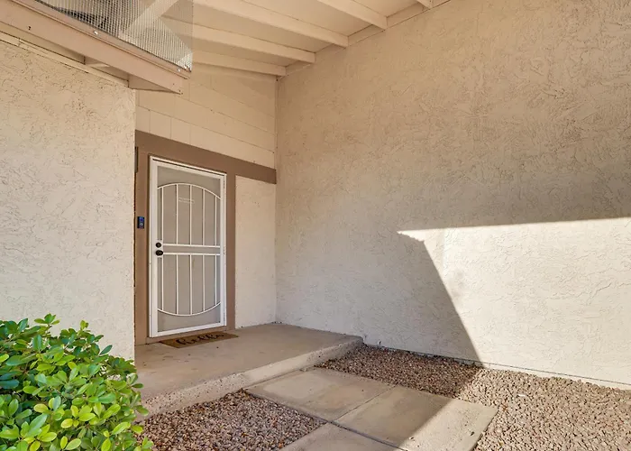 Family Desert Gem! 2 Mi To Fashion Center